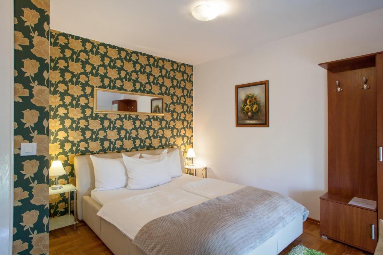Bed and Breakfast Vila Rosa Vukovar Exteriér fotografie