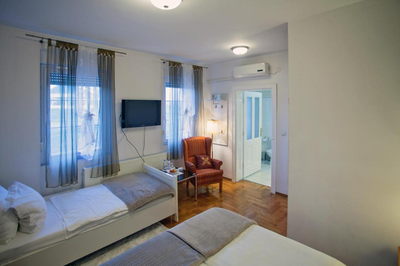 Bed and Breakfast Vila Rosa Vukovar Exteriér fotografie
